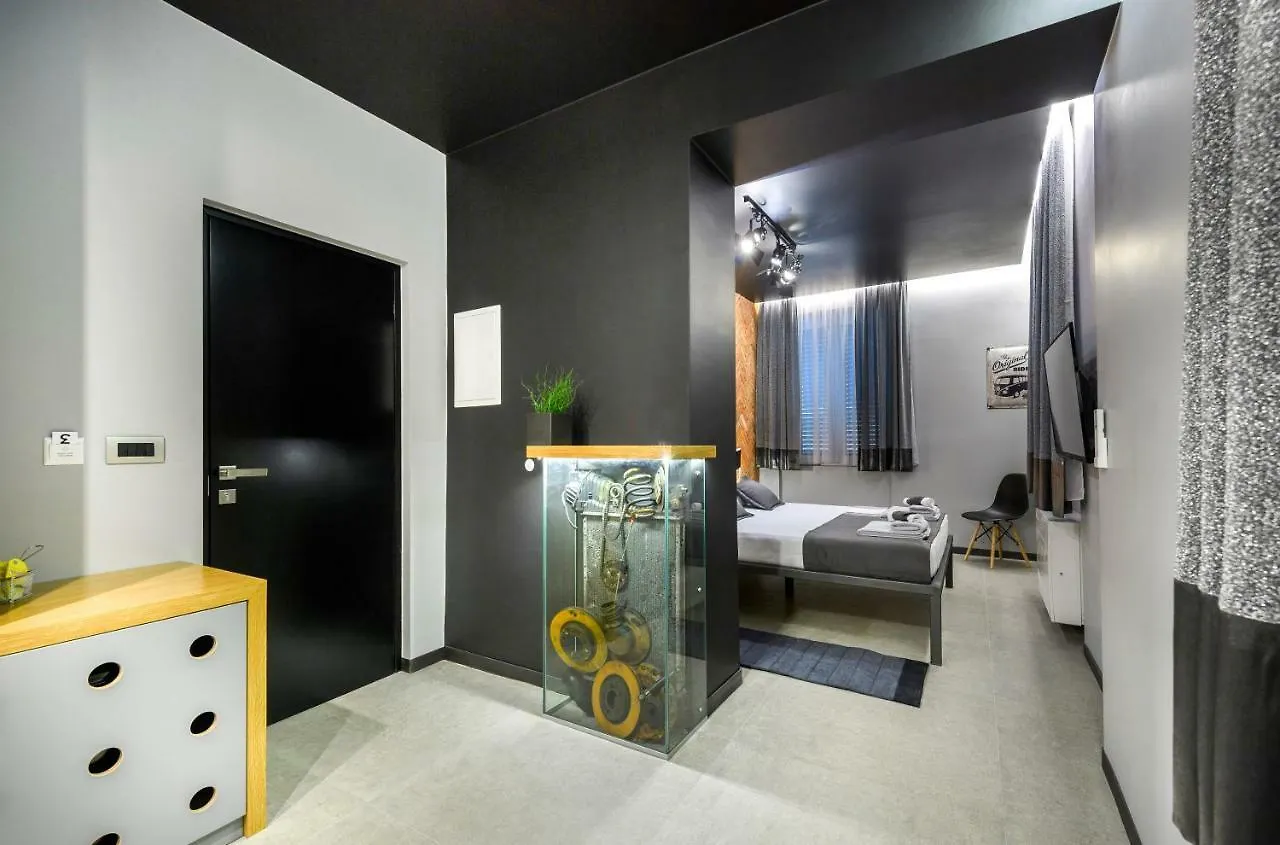 Split Industrial Design Rooms