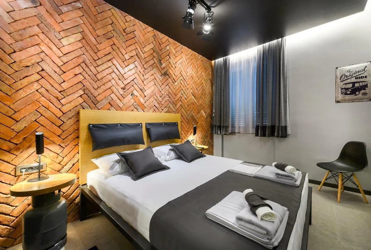 Split Industrial Design Rooms